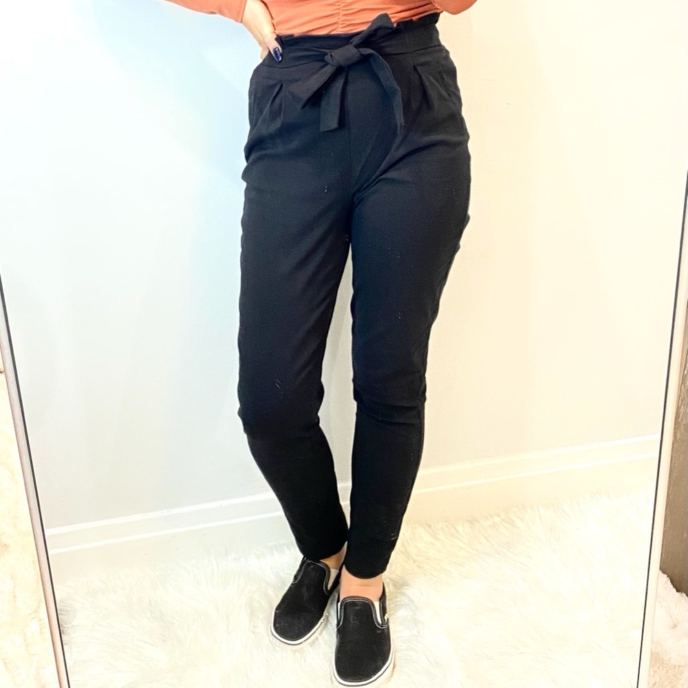 Front tie black pants
